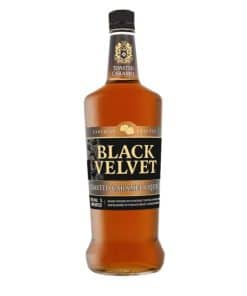 Black Velvet Toasted Caramel Canadian Whisky 1 liter fles